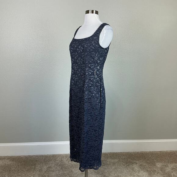 Alex Evenings Sequined Lace Sleeveless Midi Sheath Cocktail Dress Gray Size 8 - Picture 5 of 12